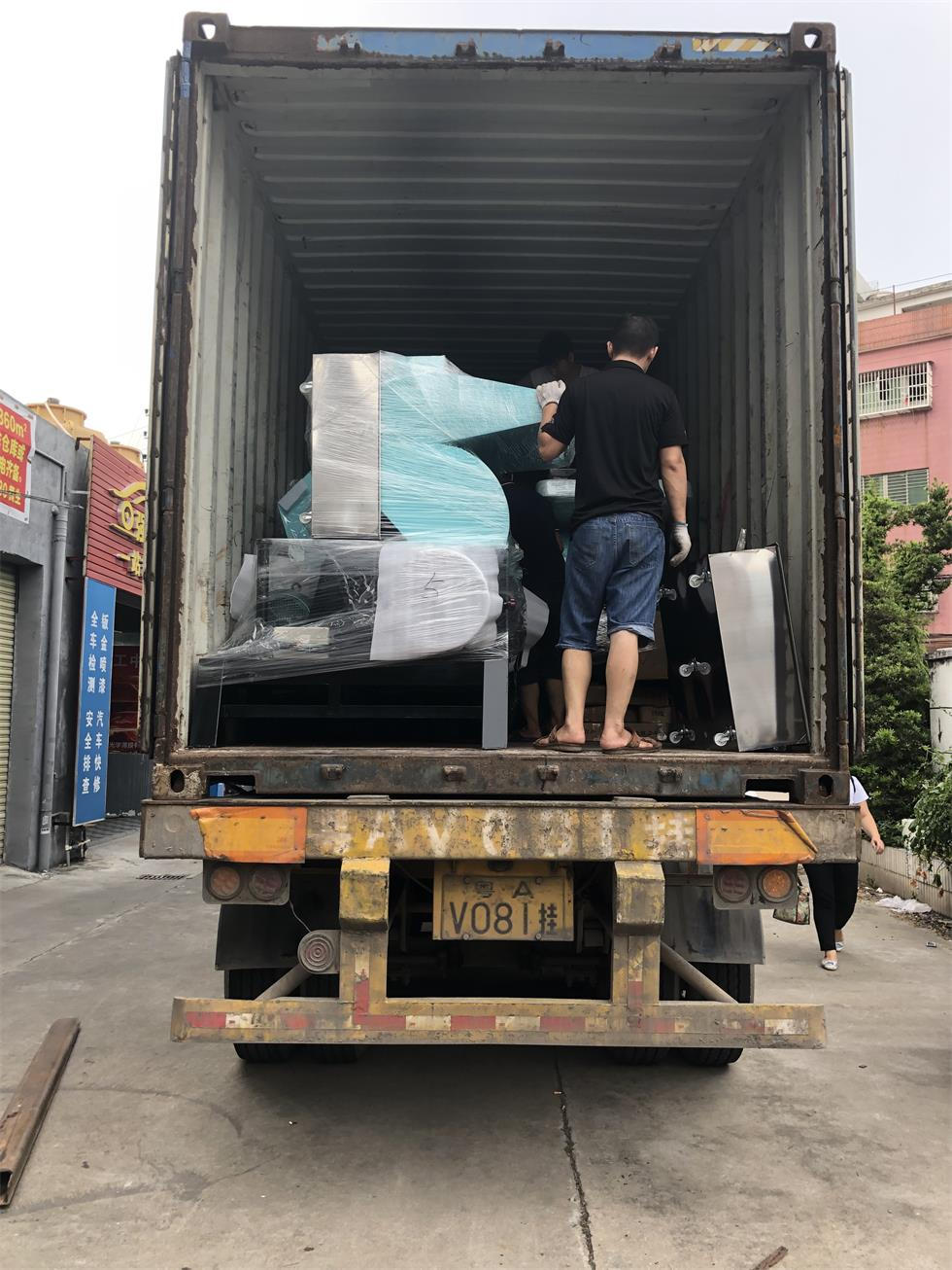 40’ container na nikarga para sa Uzbekistan